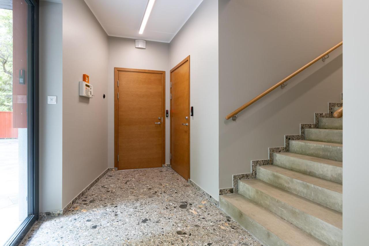 Self-Check-In Spacious 1 Bedroom Apartment With Free Parking Таллин Экстерьер фото